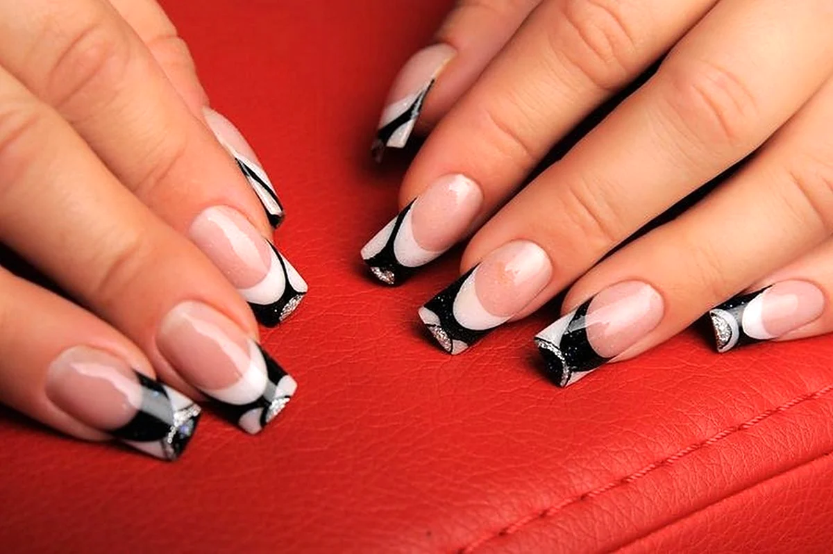 Черно белый френч