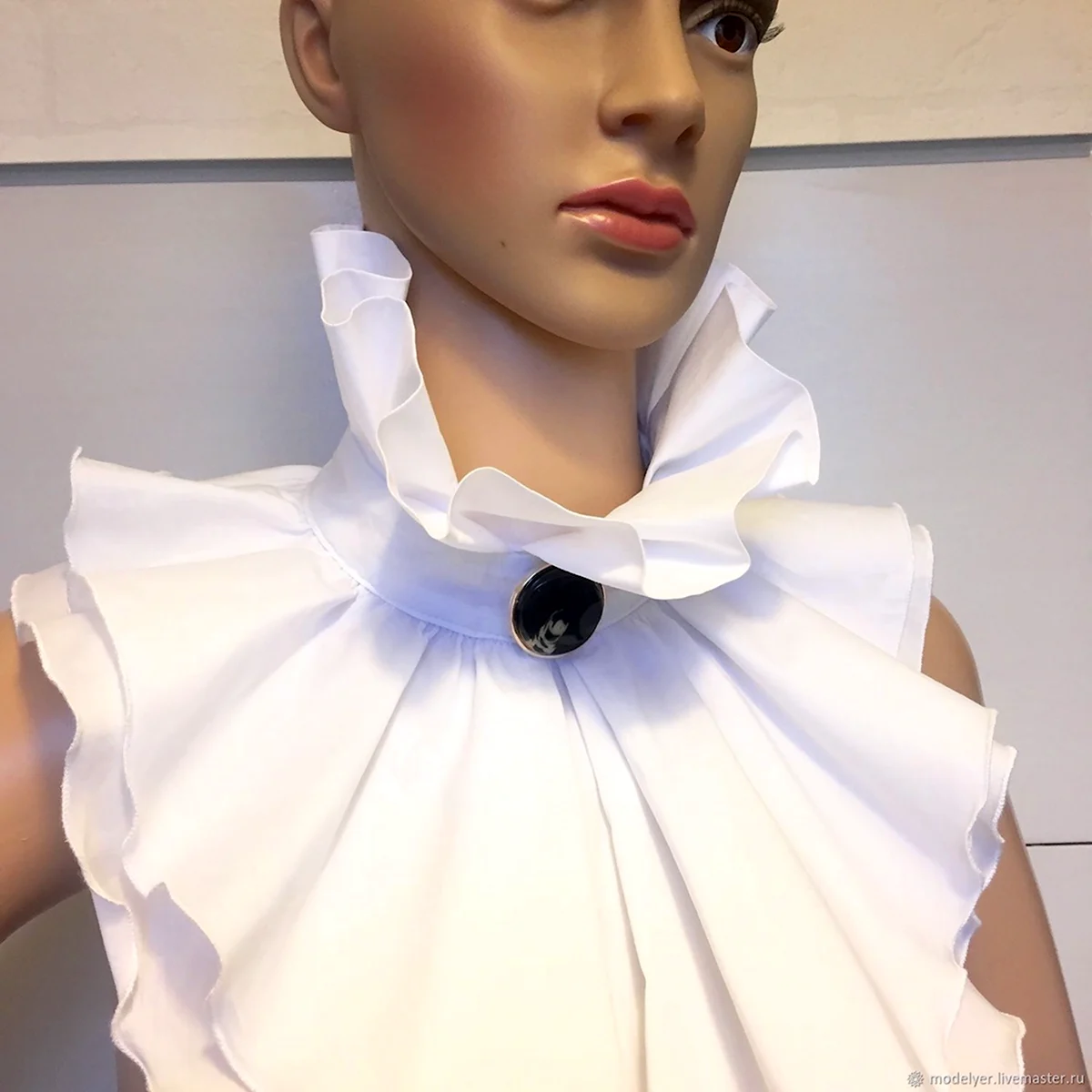 Воротник-жабо