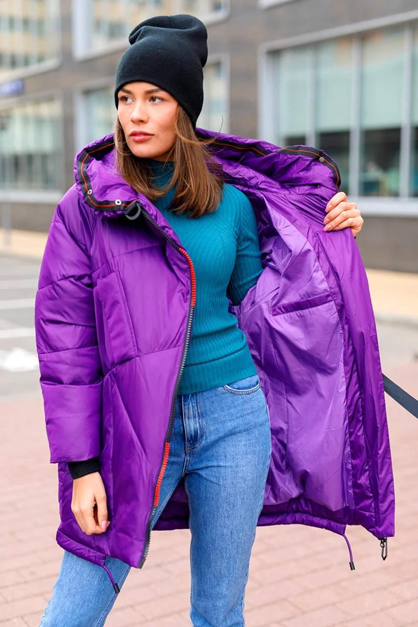 Ярко фиолетовая куртка