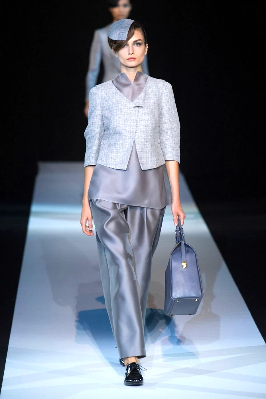 Джорджио Армани одежда женская