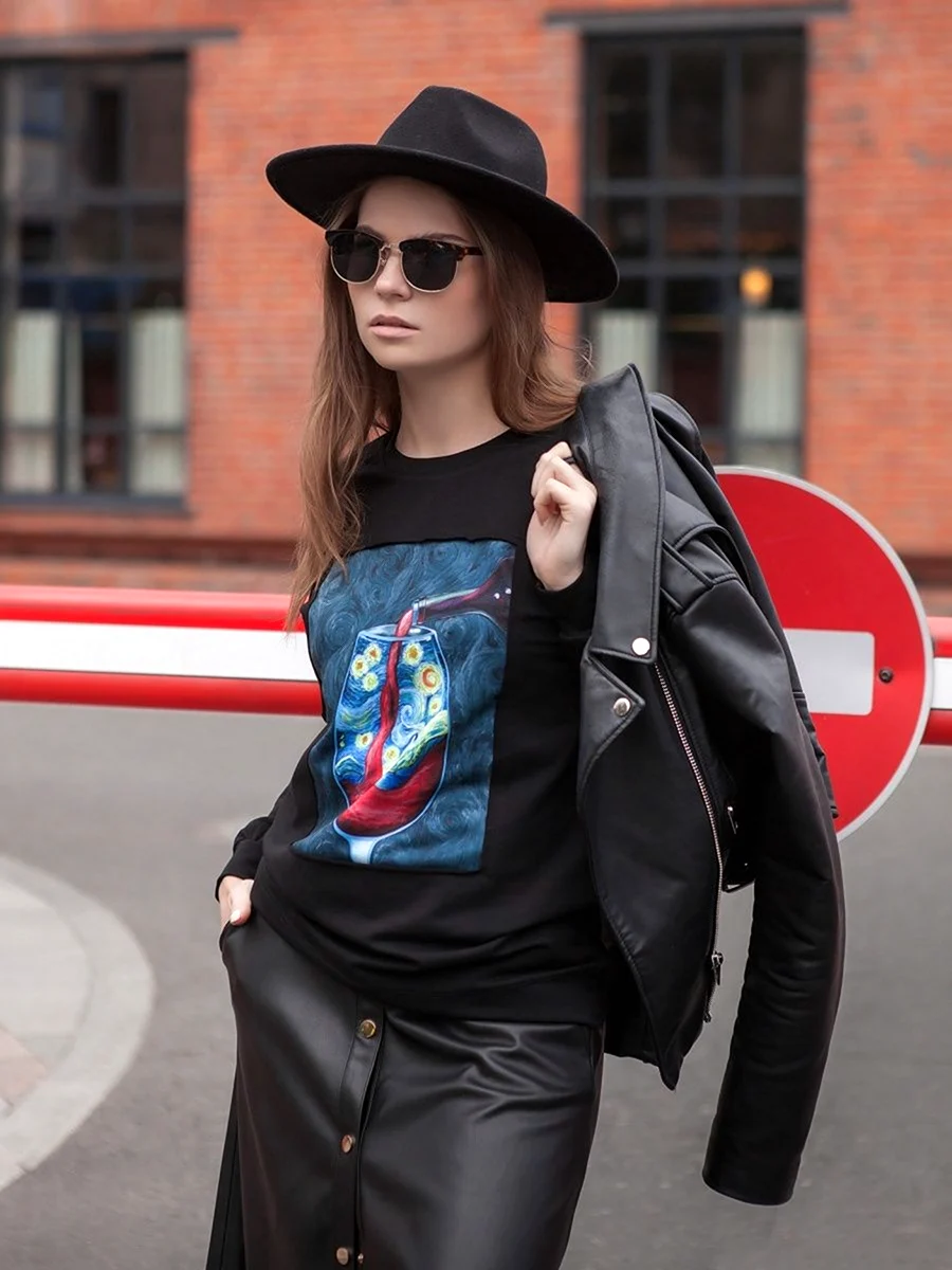 Удлинённые свитшоты