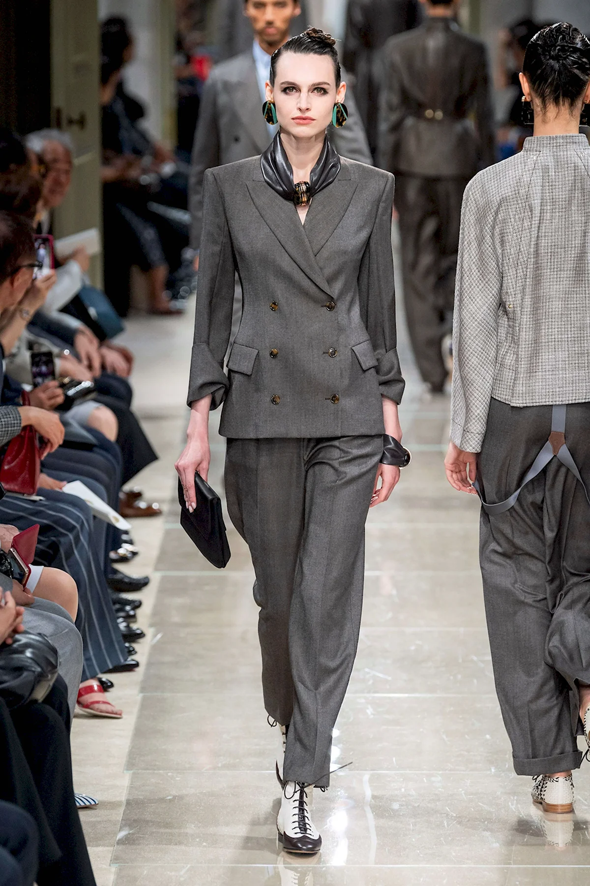 Круизная коллекция Армани 2020