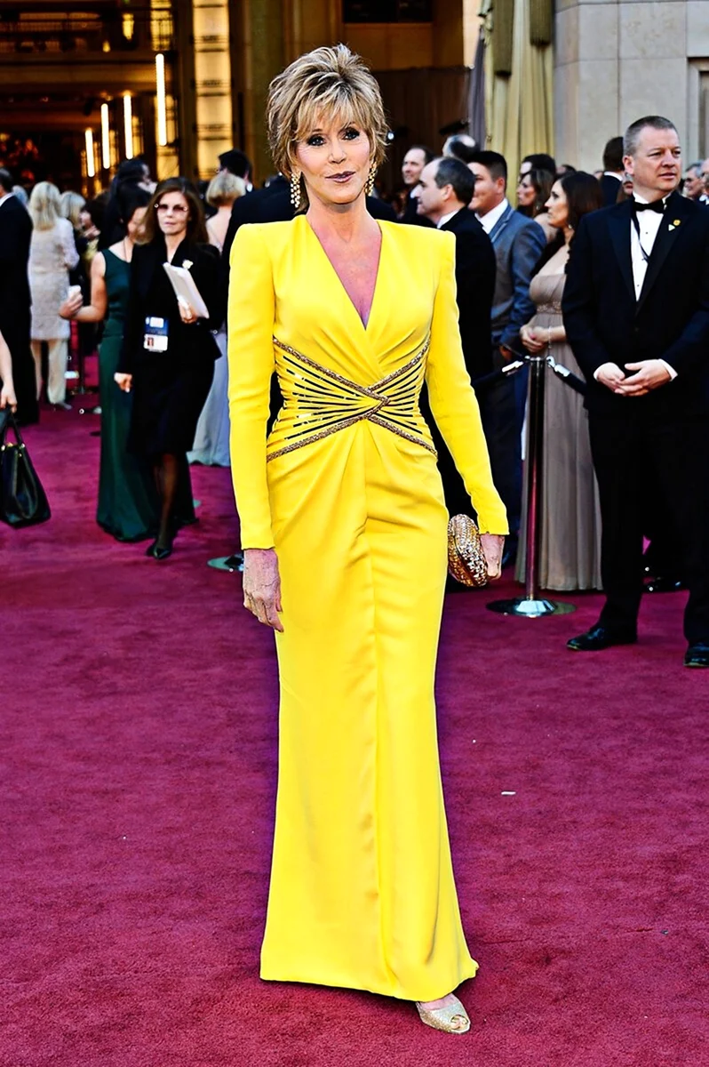 Джейн фонда в платье Версаче