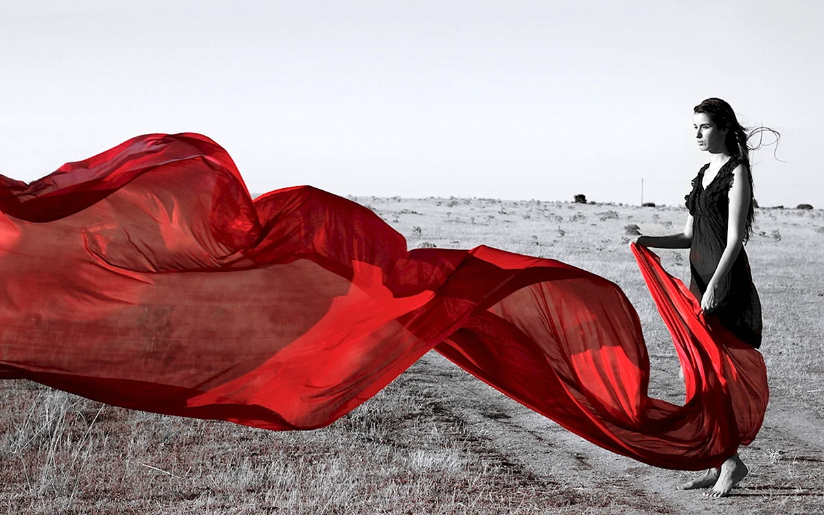 Ткань развивается на ветру