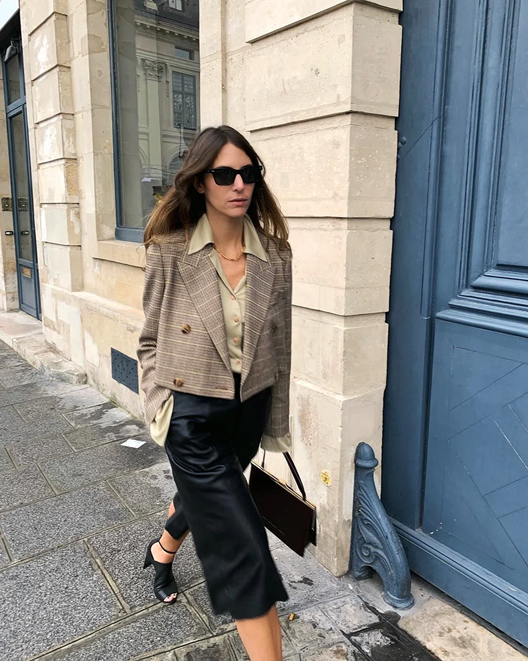 Образы с укороченным пиджаком