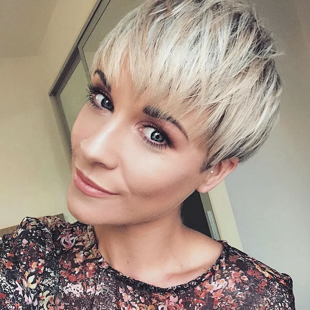 Жемчужный блонд Пикси