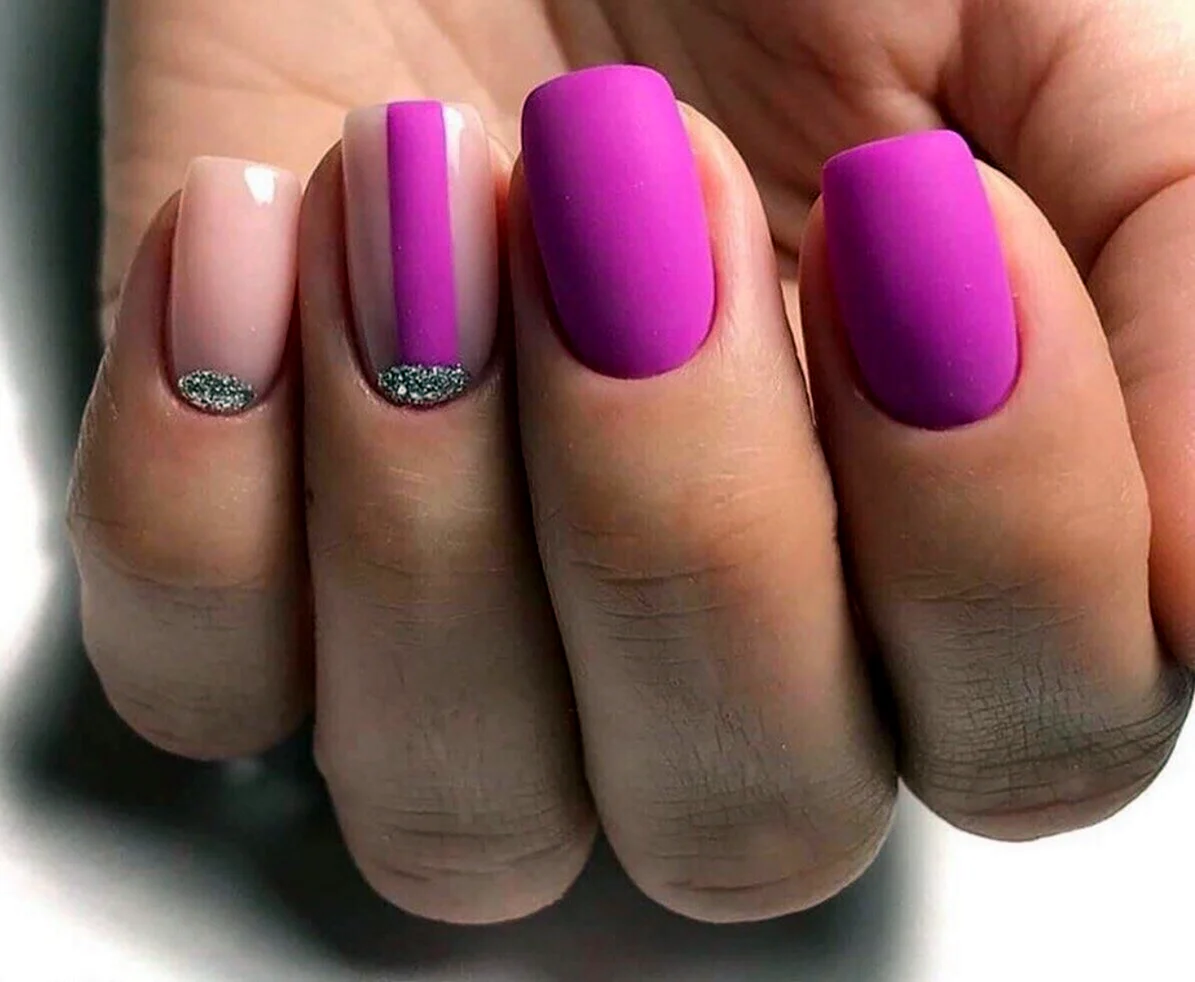 Маникюр на короткие ногти фуксия