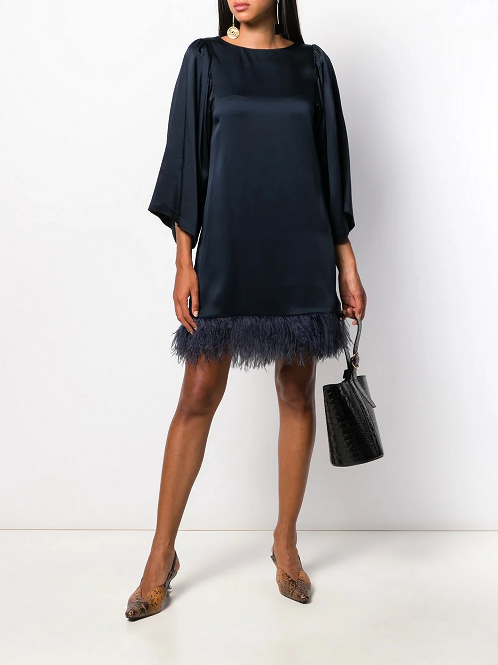 Платье трапеция с перьями