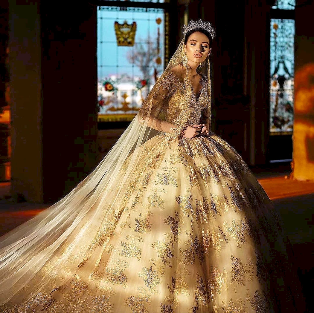 Свадебное платье золотое пышное