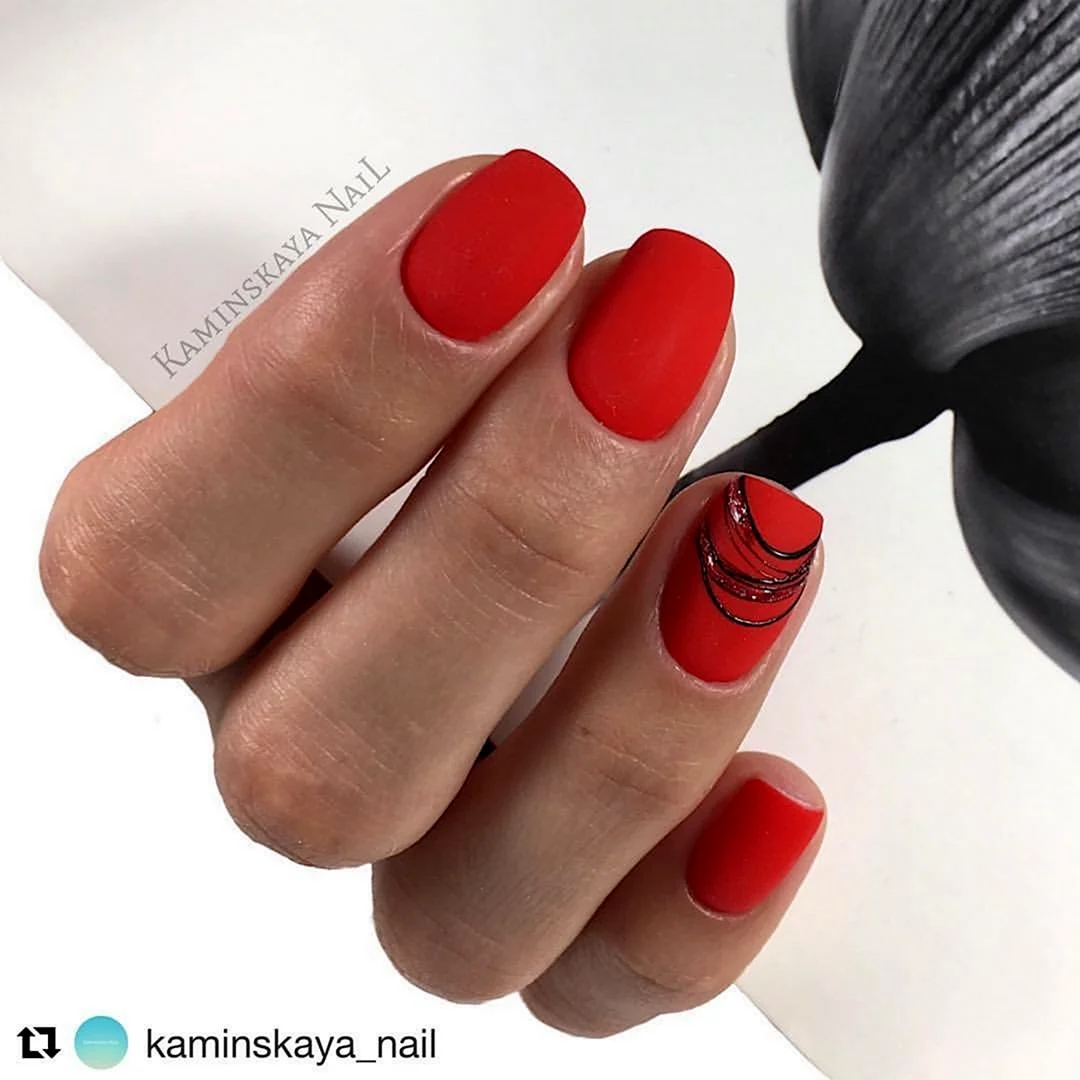 Маникюр красный матовый и глянец