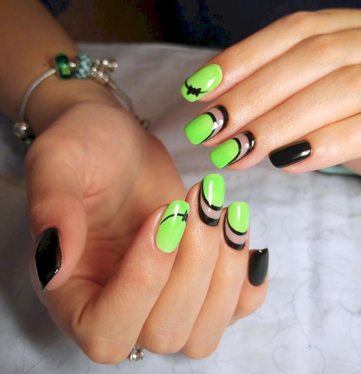 Зеленый френч 2022