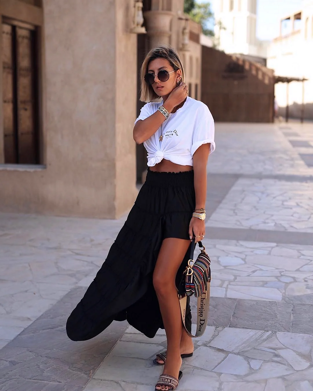 Длинная юбка с футболкой оверсайз