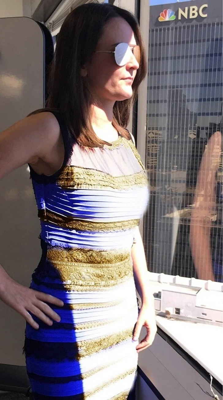 Бело золотое платье