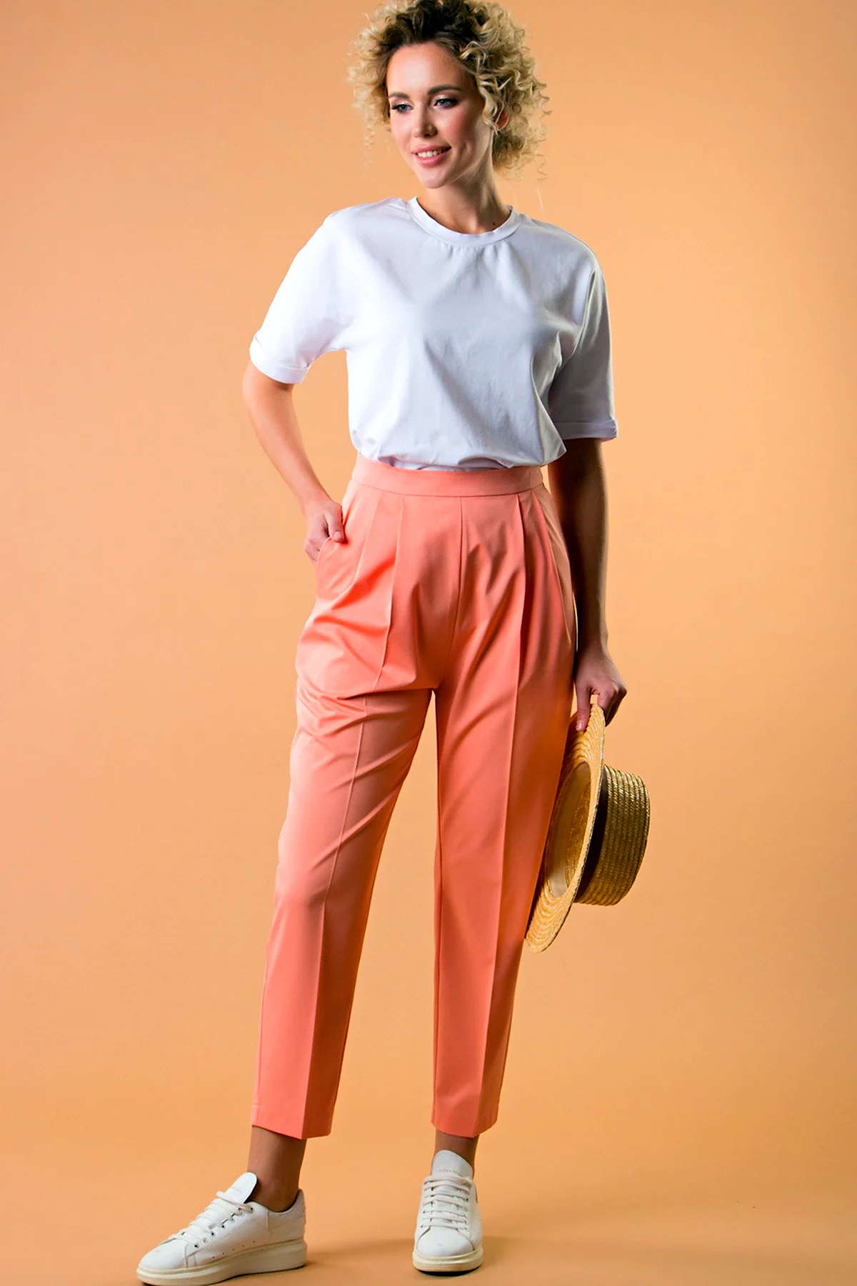 Брюки с защипами