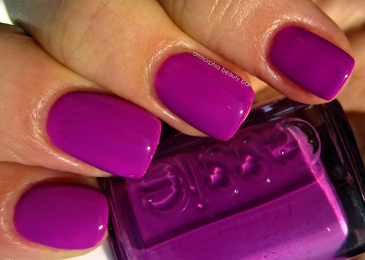Essie лак ярко розовый