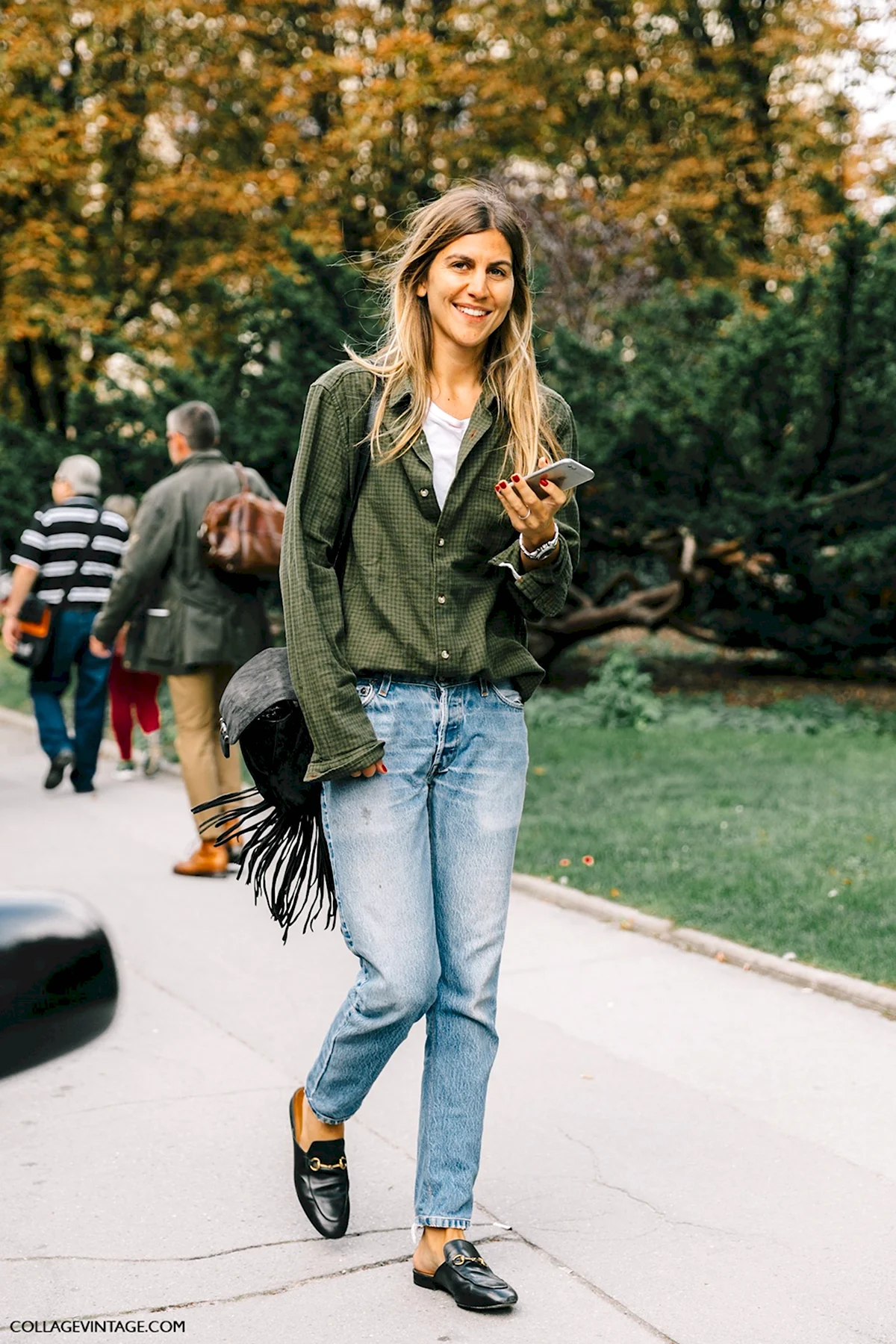 Женские образы с зелеными лоферами