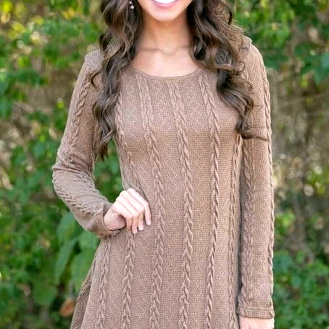 Платье вязаное