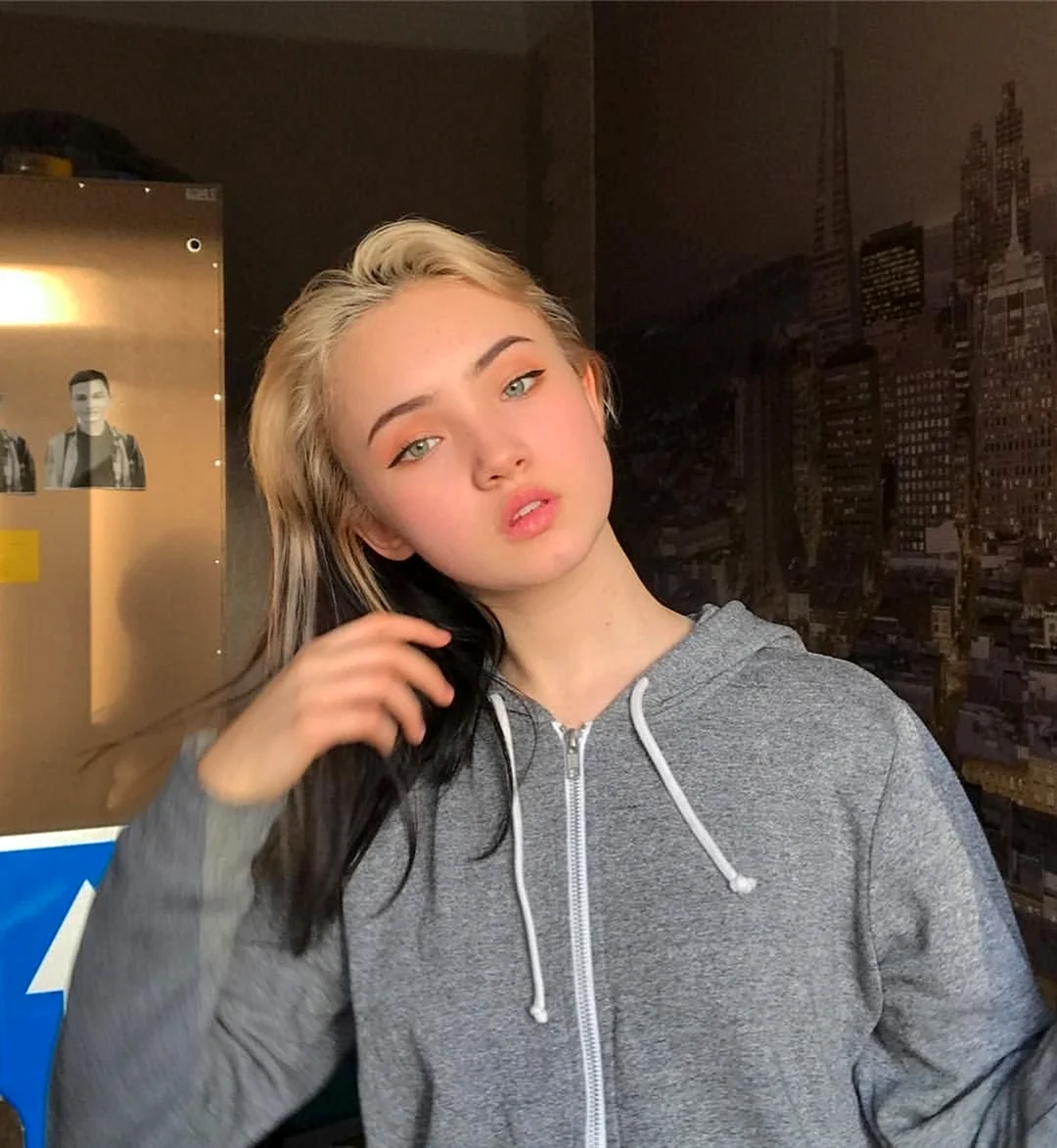 Карина карамбейби