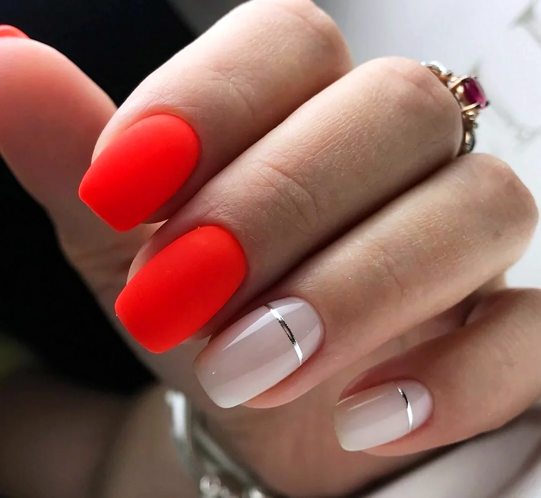 Маникюр крансыйматовый