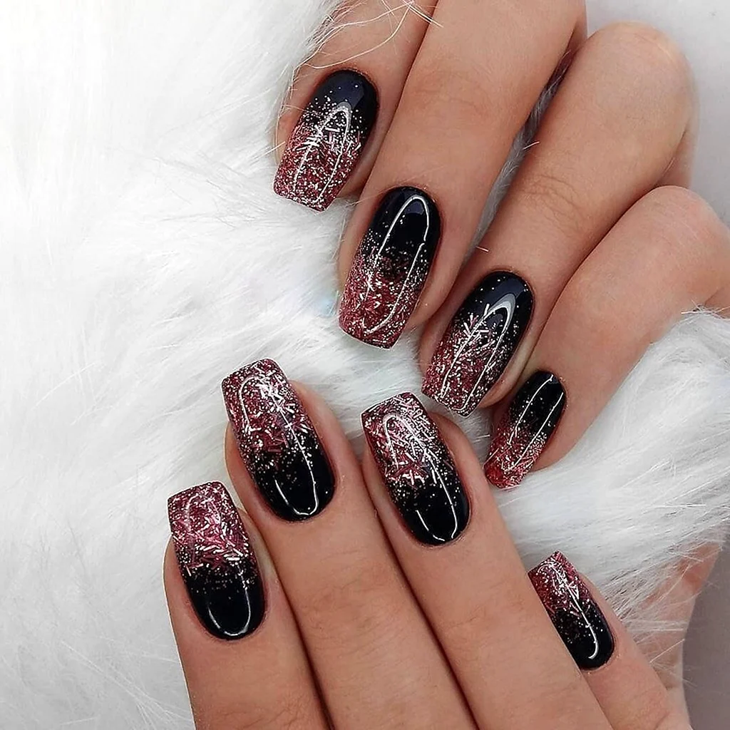 Ногти тёмные с блестками