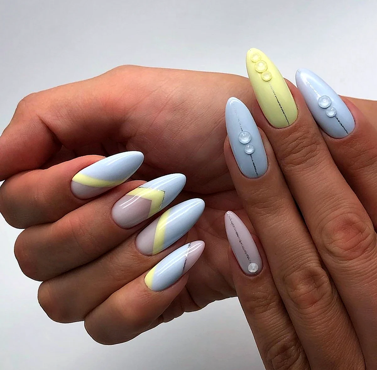 Ногти миндаль лето 2019