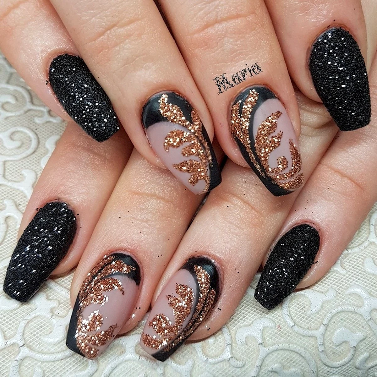 Ажурный маникюр
