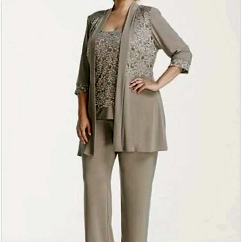 Нарядные брючные костюмы для женщин