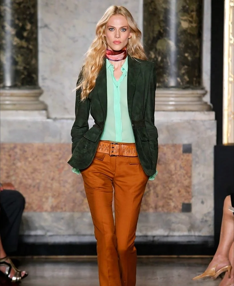 Брюки на подиуме