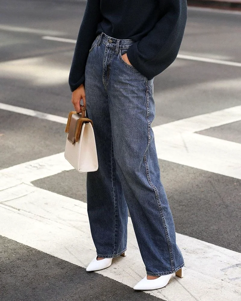 Джинсы клеш 2022