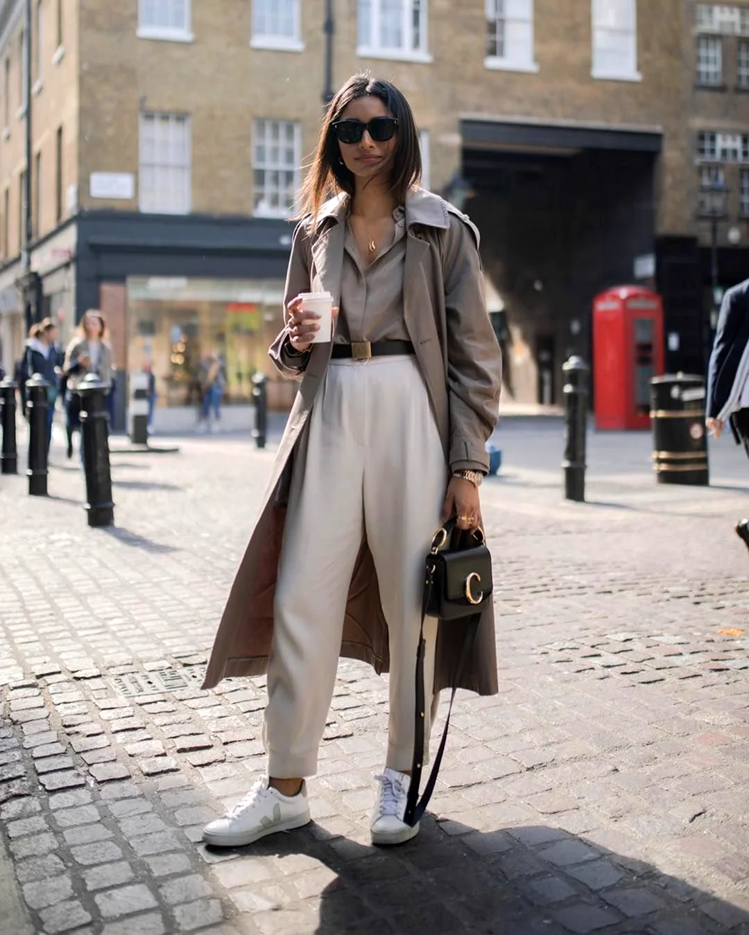 Тренч и худи Street Style 2020