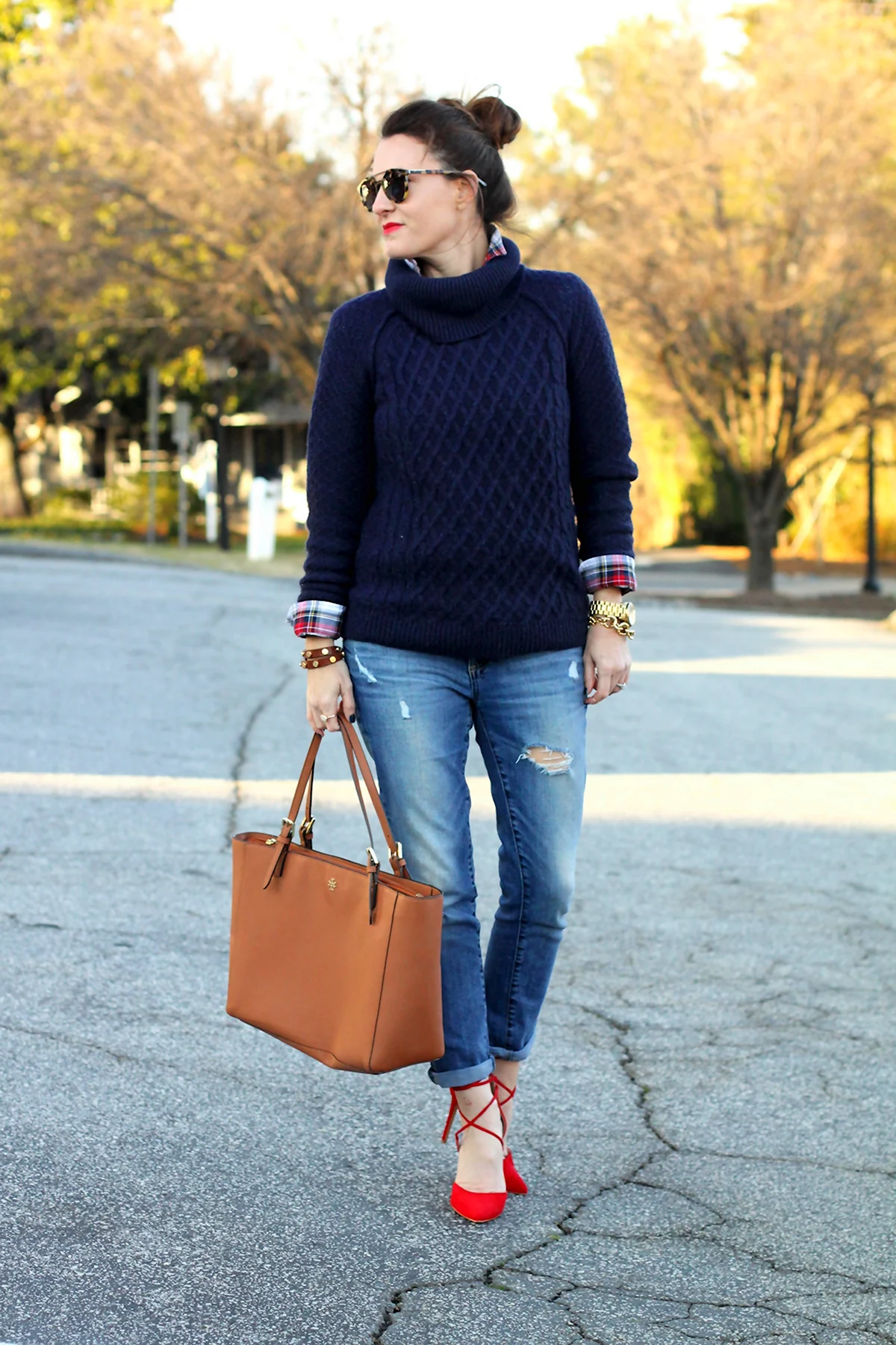 Свитер под джинсы женские