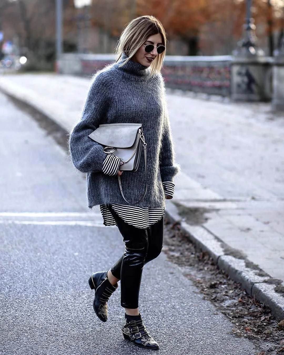 Образы с объемным свитером