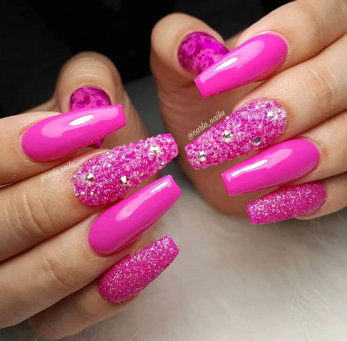 Розовые ногти