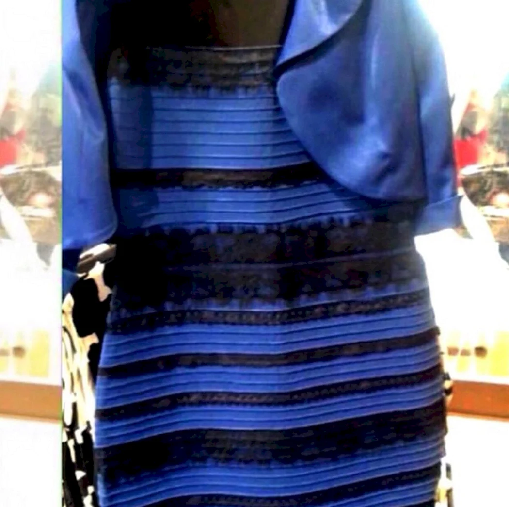 Черно синее платье