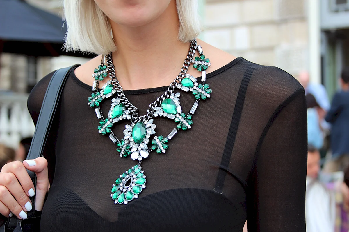 Массивные украшения