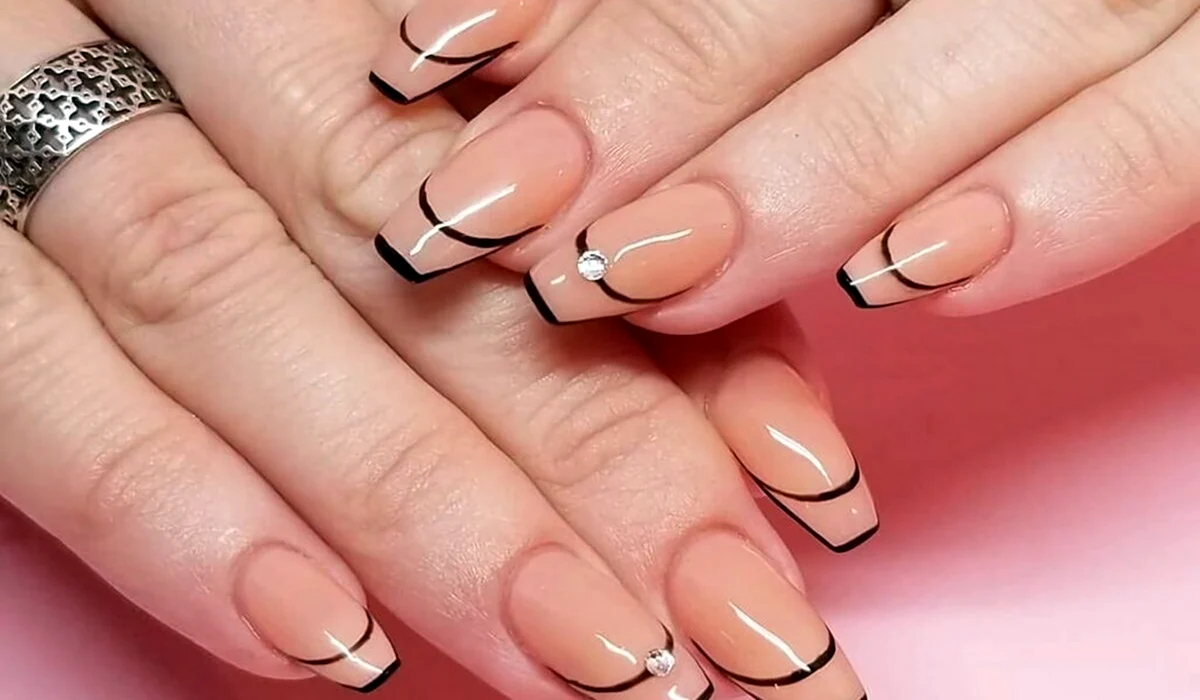 Маникюр двойной френч