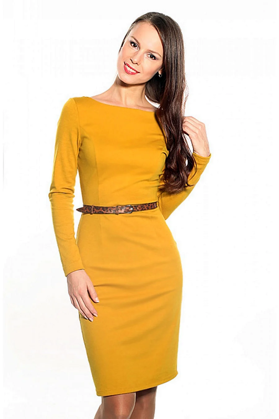 Трикотажное платье горчичного цвета