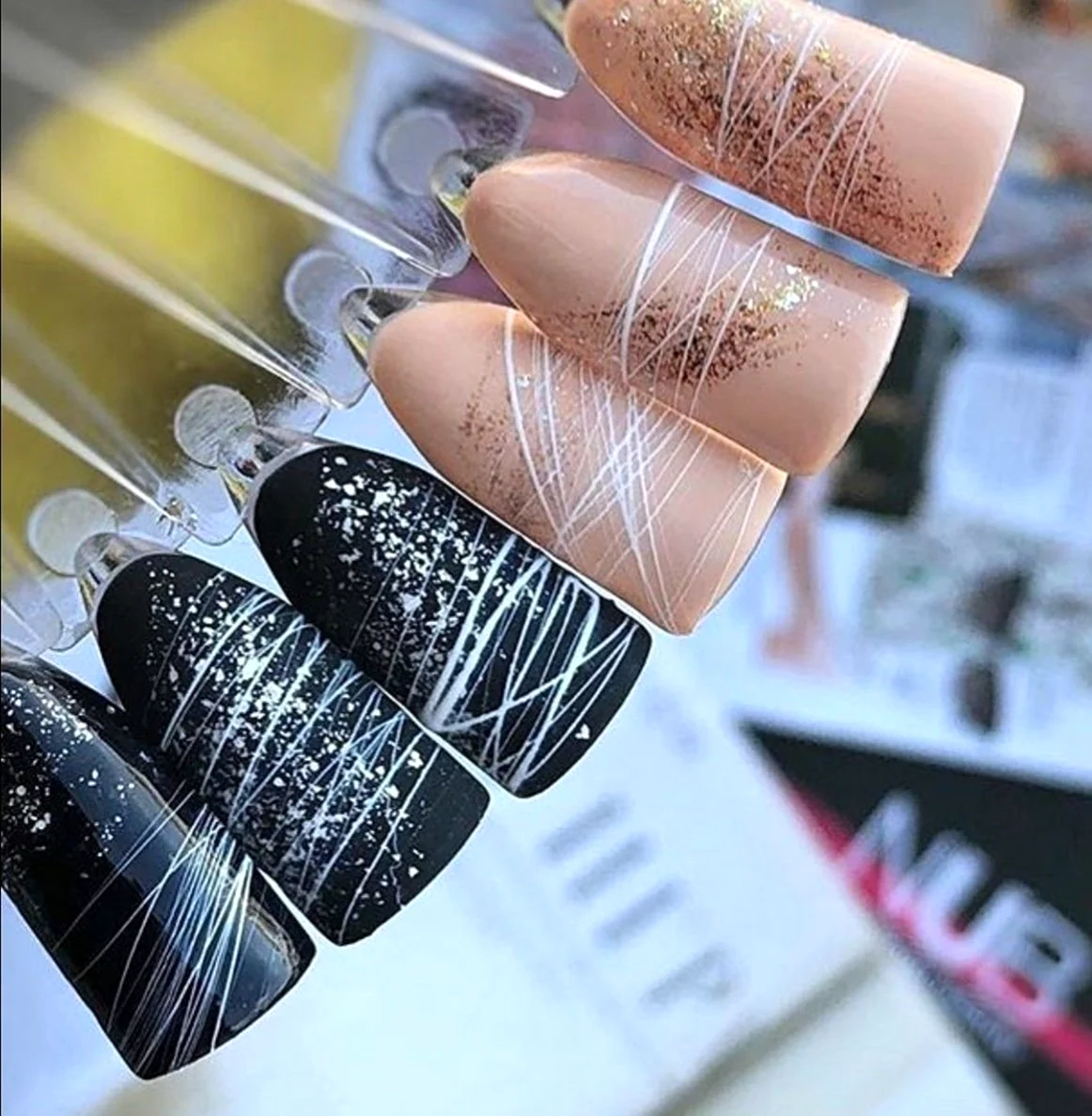 Маникюр с паутиной