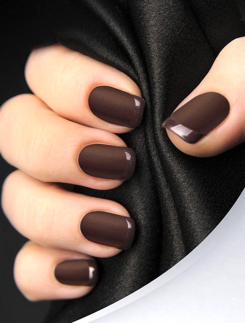 Шоколадный маникюр