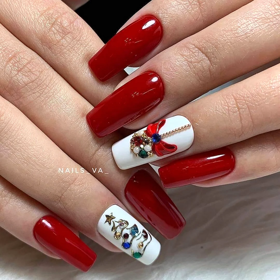Маникюр на новый год красный с белым