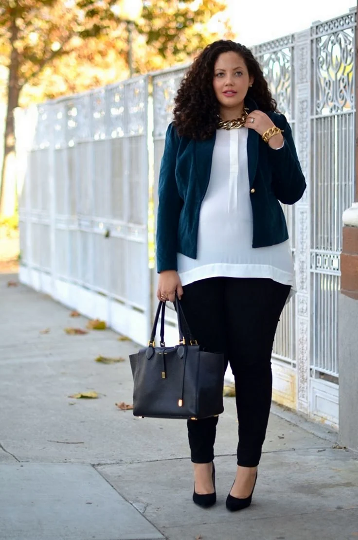 Стиль плюс сайз пальто