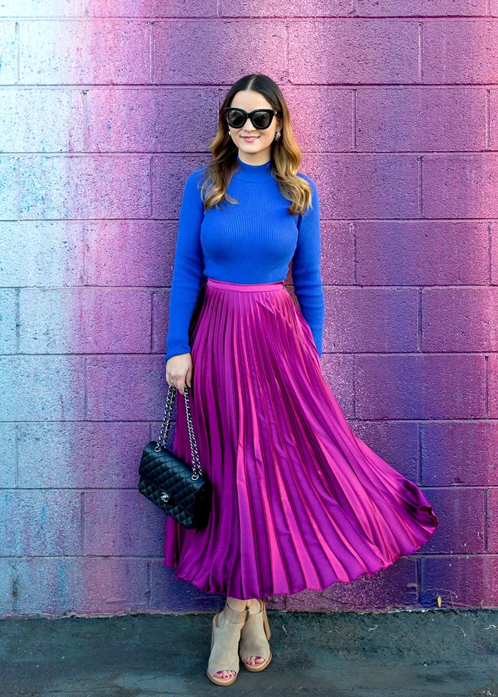 Фиолетовая плиссированная юбка