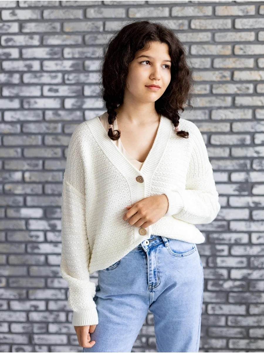 Вязаный укороченный кардиган