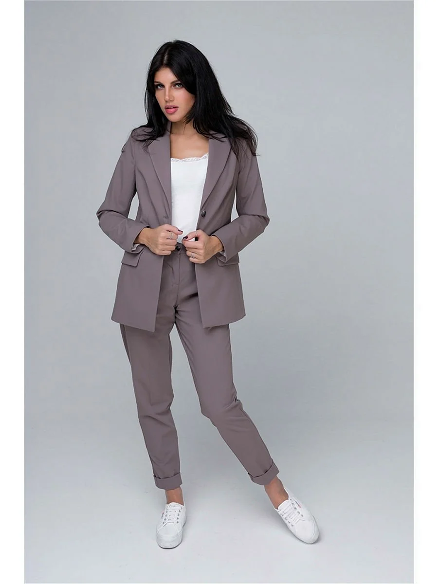Костюм женский брючный с пиджаком