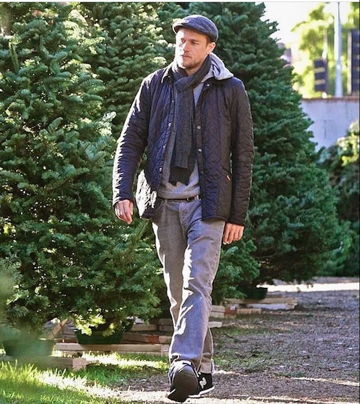 Чарли Ханнэм джентльмены пальто