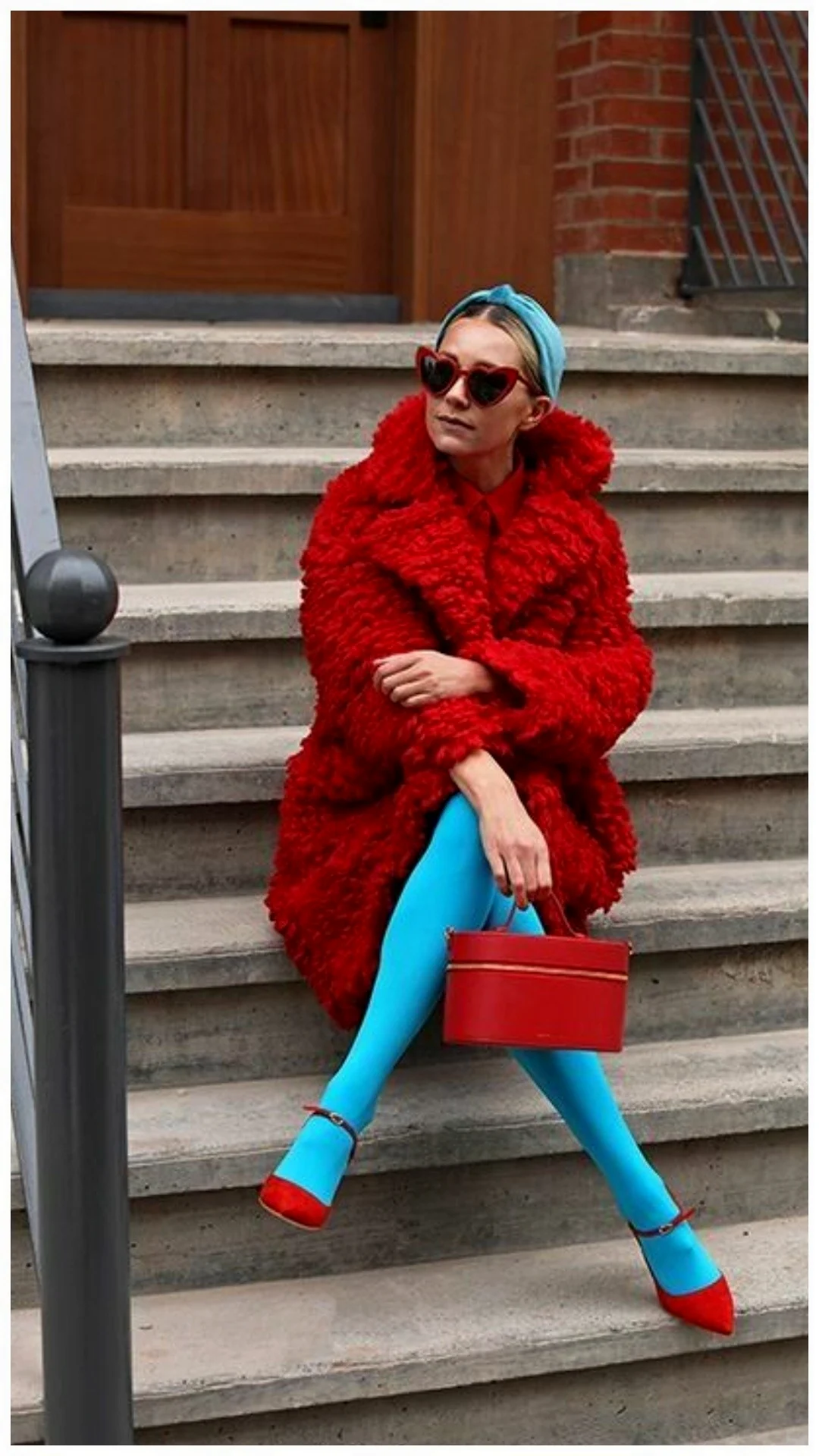 Красные колготки стрит стайл