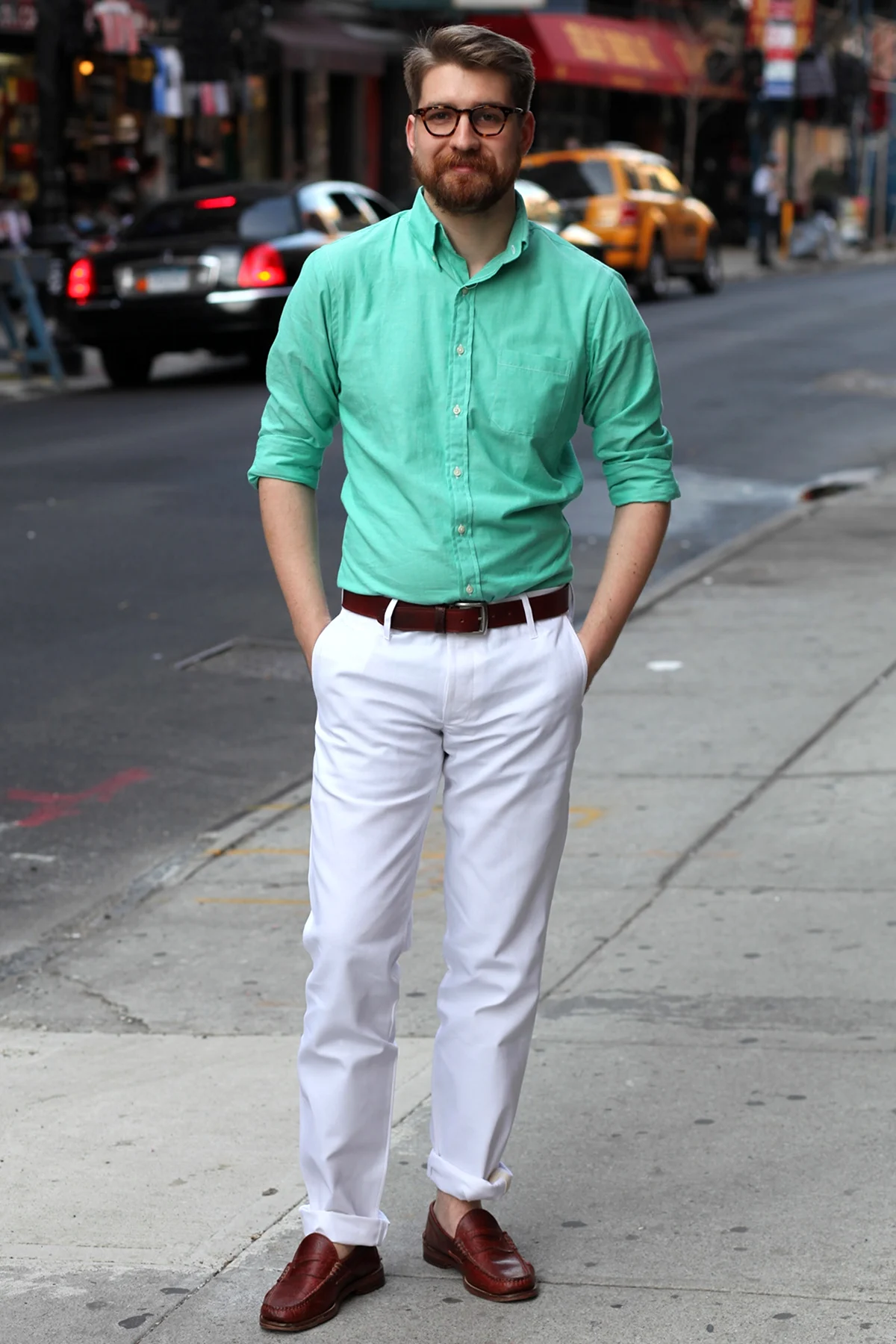 Рубашка и брюки