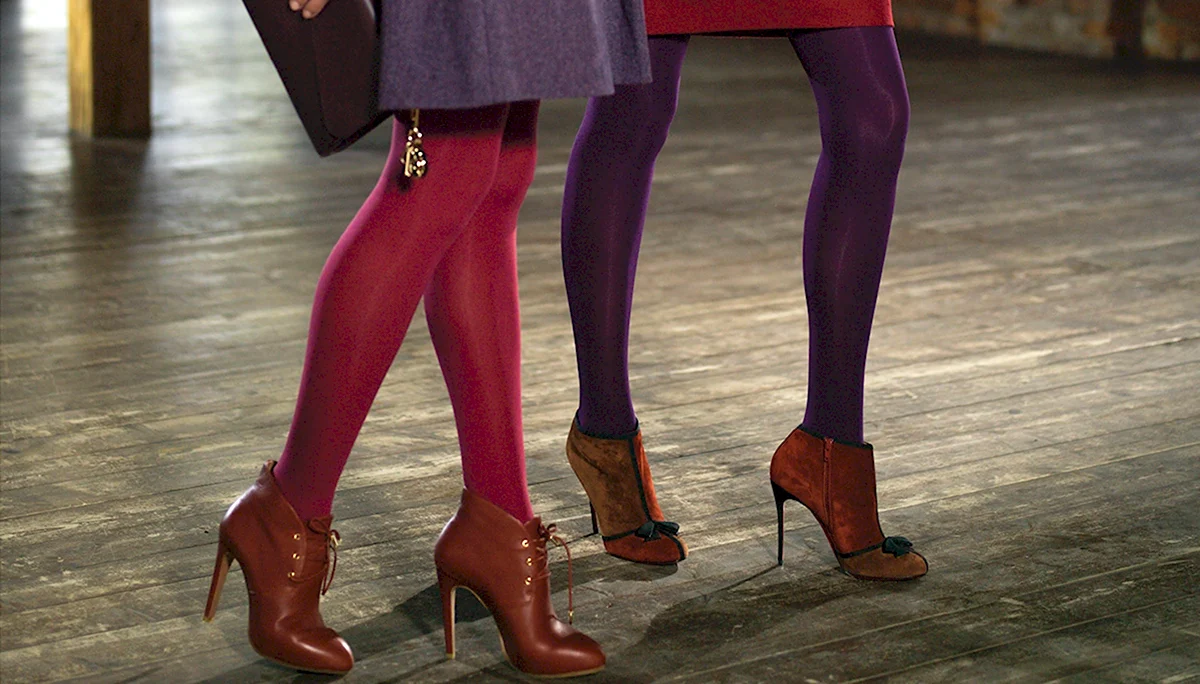 Цветные колготки мода