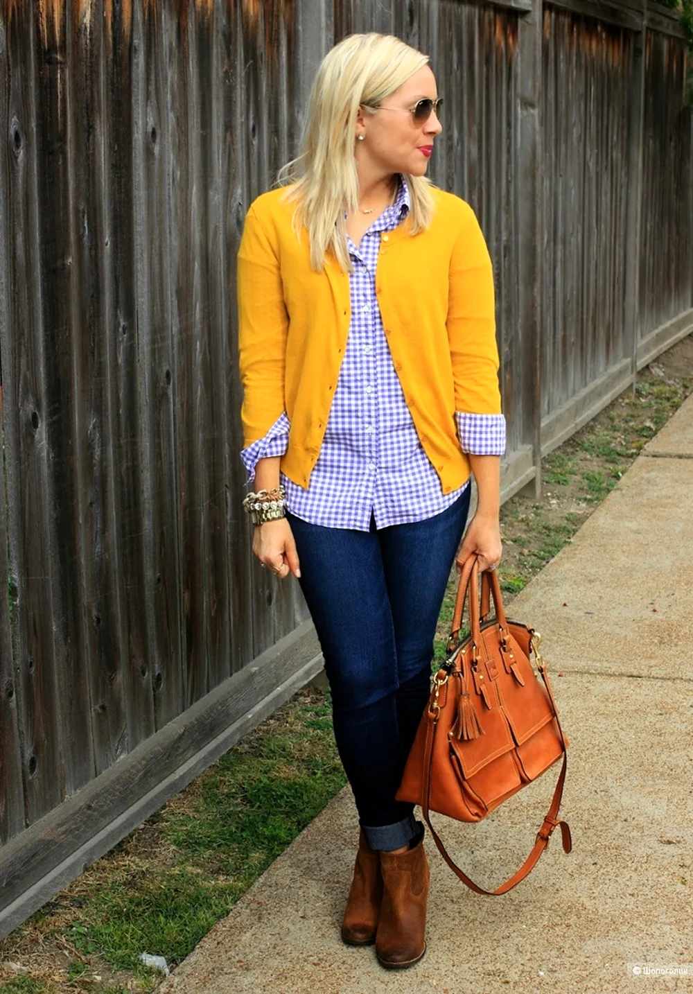 Образы с горчичным кардиганом