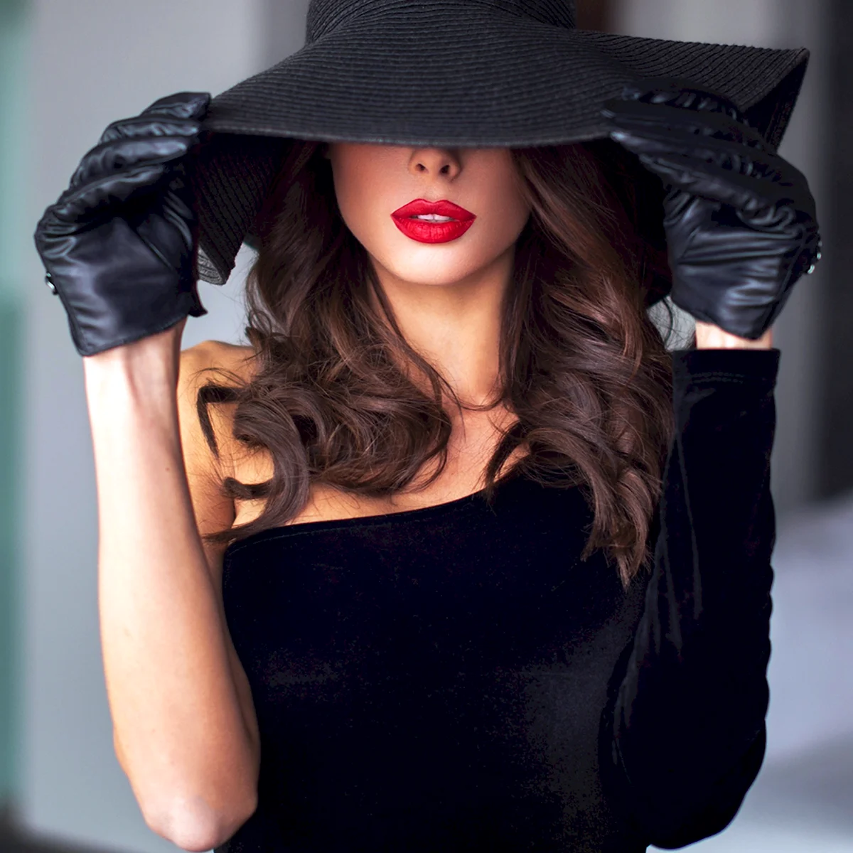 Элегантная девушка